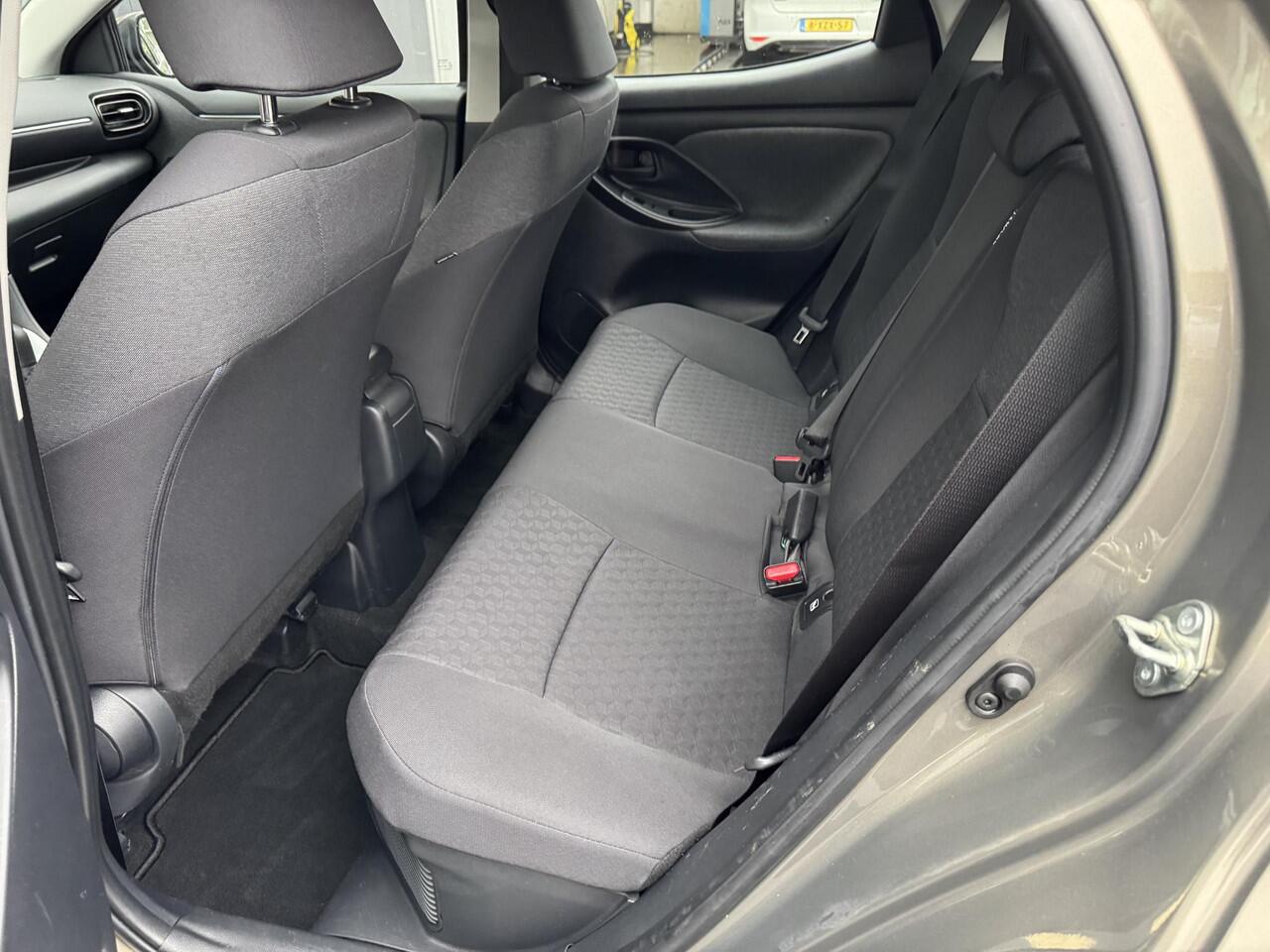 Toyota YARIS 1.5 Hybrid Dynamic | Trekhaak | 1e eigenaar | NAP |