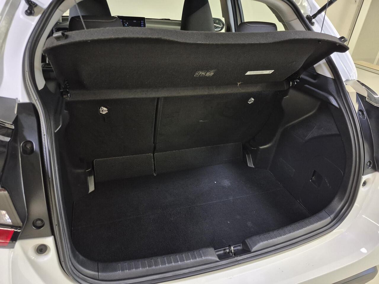 Toyota YARIS 1.5 Hybrid Active | Lichtmetalen velgen | Dealeronderhouden | Adapt cruise | Carplay |