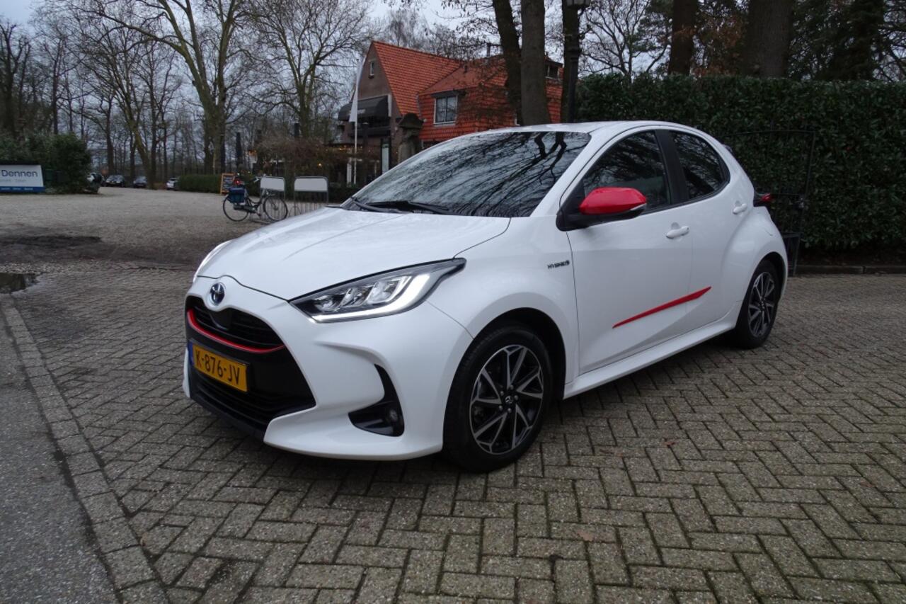 Toyota YARIS 1.5 Hyb. Dynamic CLIMA LED VERL 1e eig