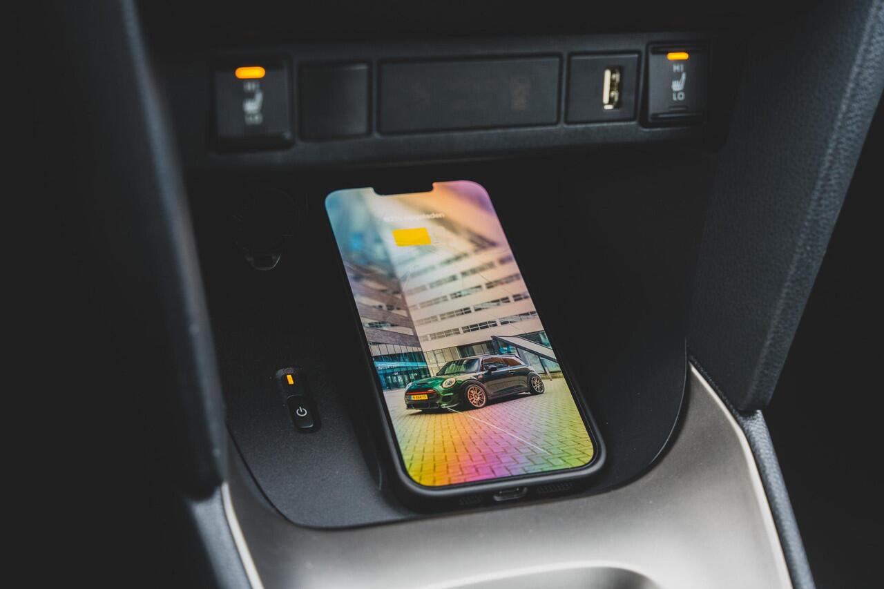 Toyota YARIS Cross 1.5 Hybrid Dynamic 360 CAM | HALF LEDER | ADAPTIVE | KEYLESS | CARPLAY