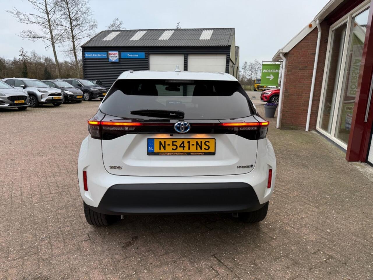 Toyota YARIS 1.5 HYBRID FIRST EDITION AUTOMAAT!
