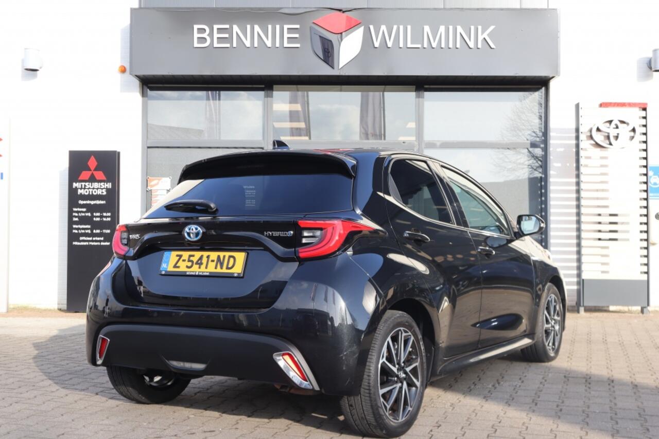 Toyota YARIS 1.5 Hybrid Dynamic Blindspot | Carplay