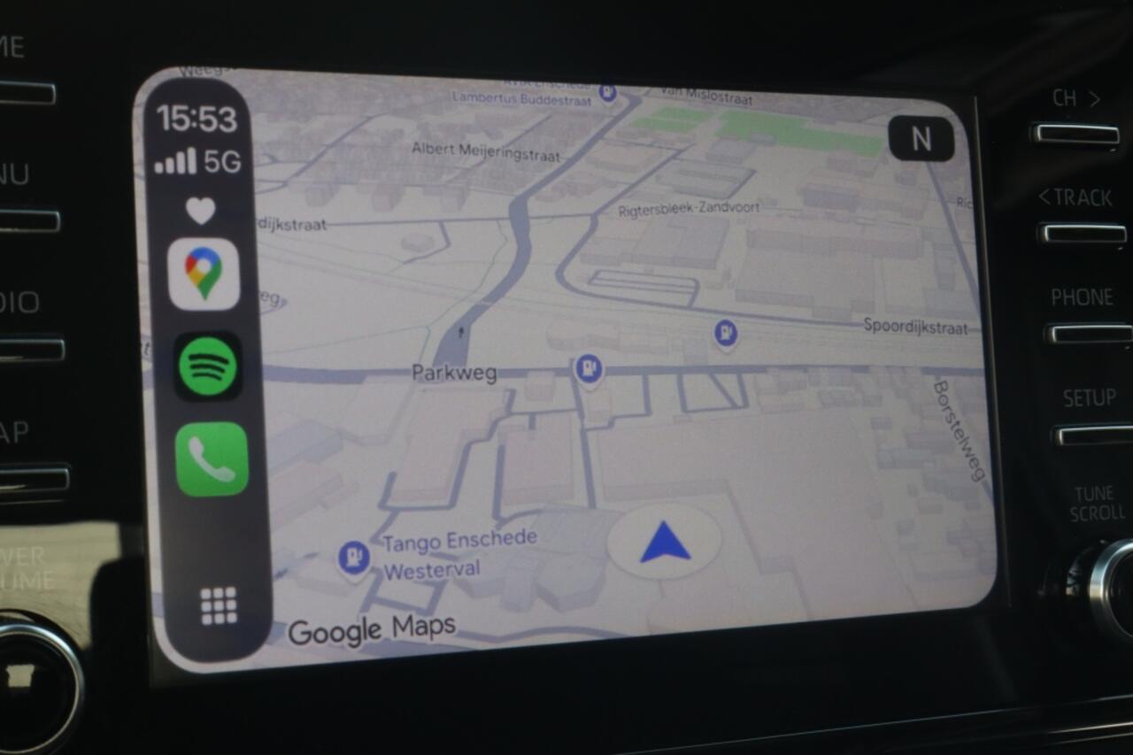 Toyota YARIS 1.5 Hybrid Dynamic Blindspot | Carplay