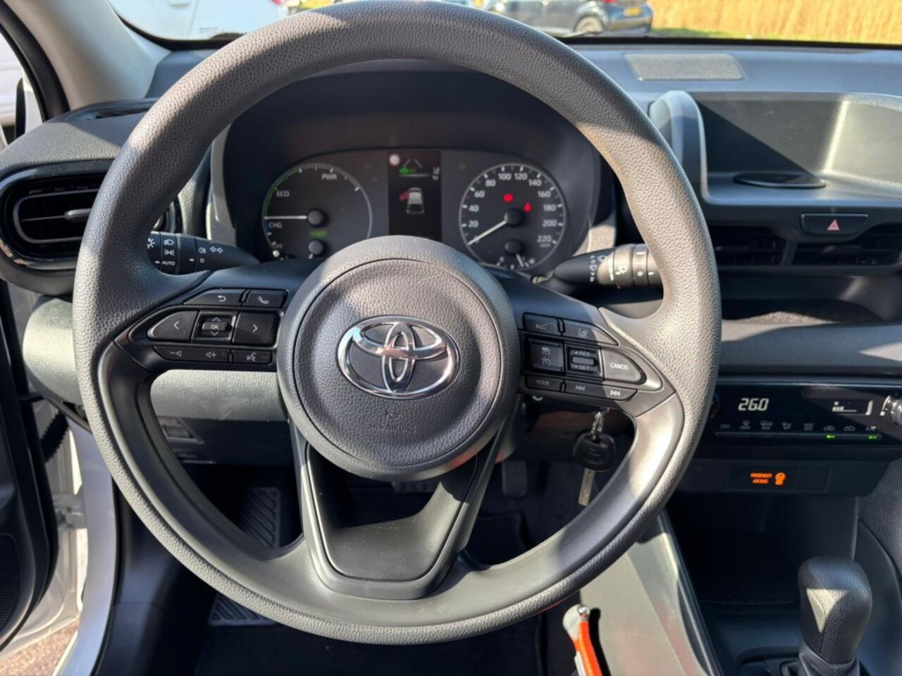 Toyota YARIS 1.5 HYB. COMFORT