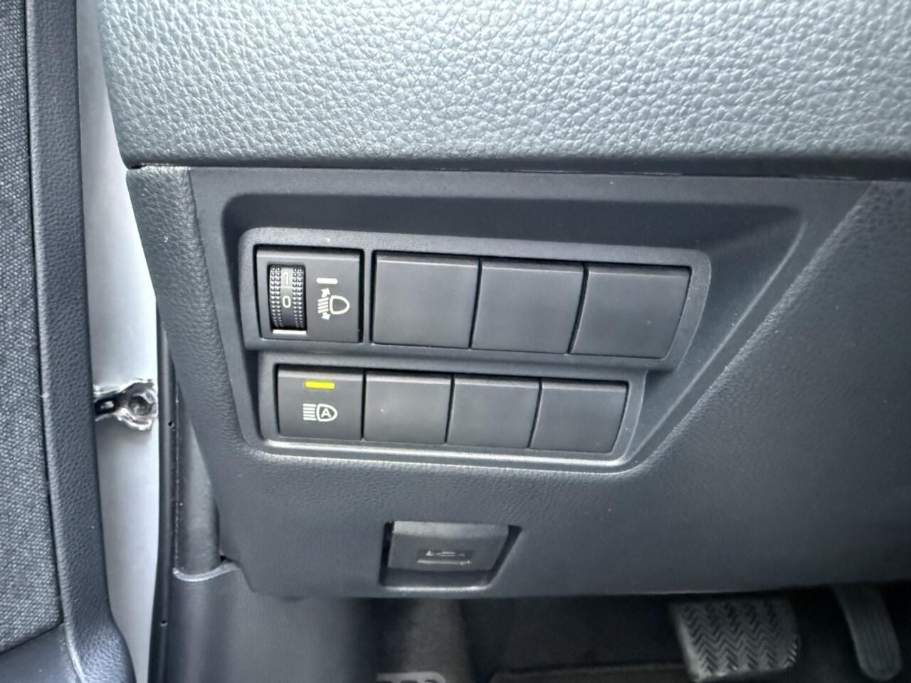 Toyota YARIS 1.5 Hybrid Active | Trekhaak | Navigatie | Carplay