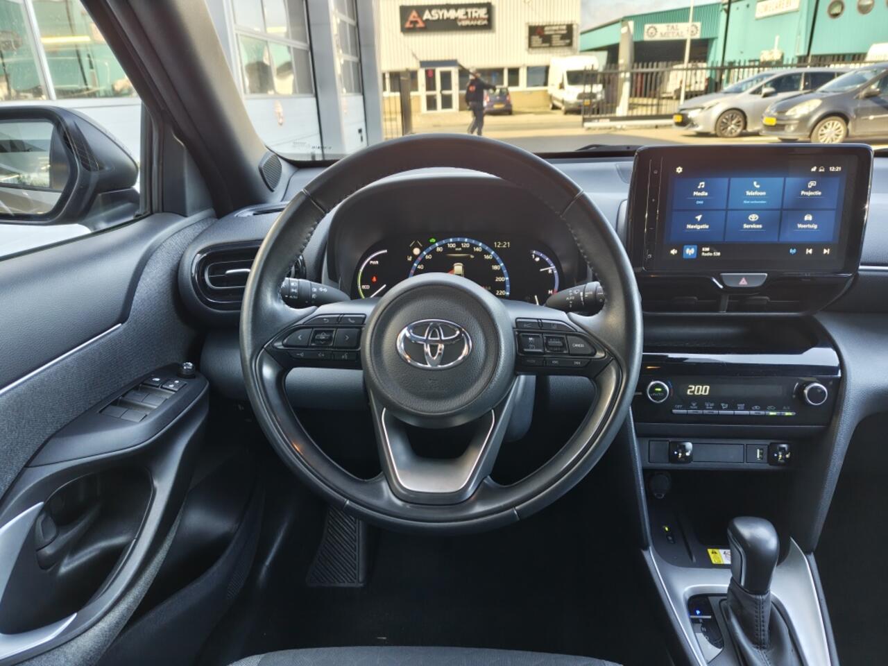 Toyota YARIS Cross 1.5 Hybrid Dynamic | Trekhaak Afn. | Keyless Entry/Start | Andro