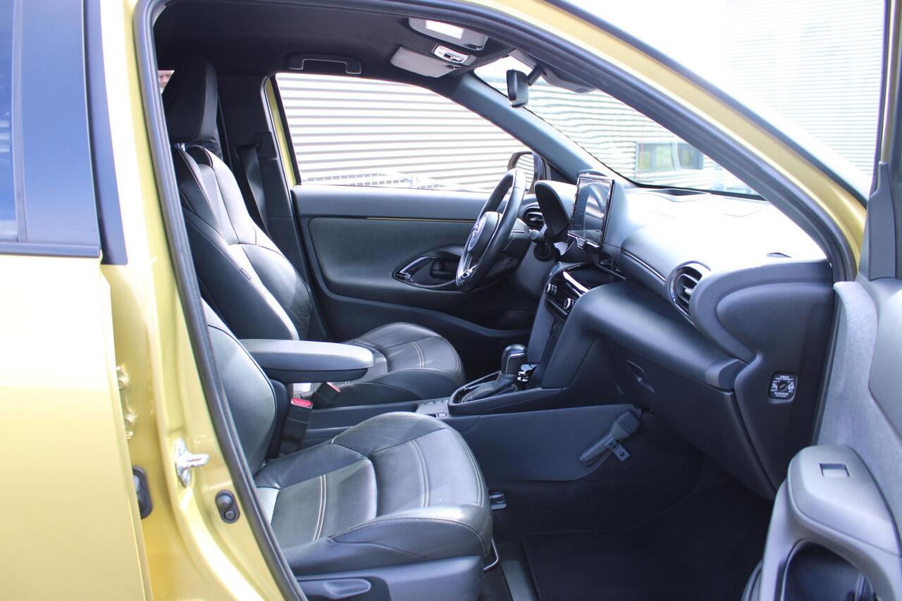 Toyota YARIS Cross 1.5 Hybrid Launch Edition Navigatie / Camera / Stoelverwarming