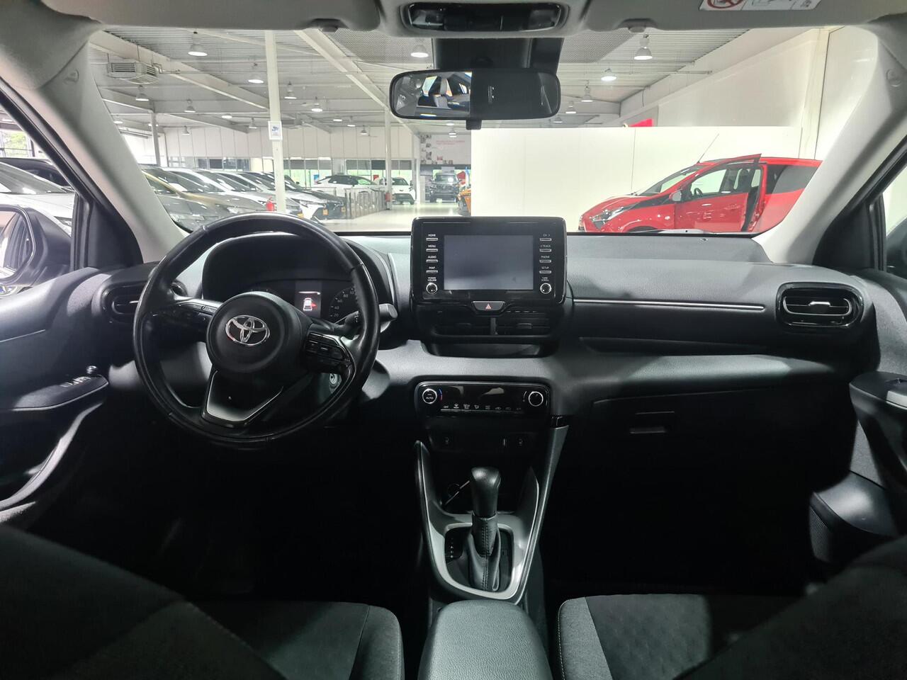 Toyota YARIS 1.5 Hybrid Active | Apple CarPlay/Android Auto | Adaptive cruise control | Climate control | Achteruitrij camera |