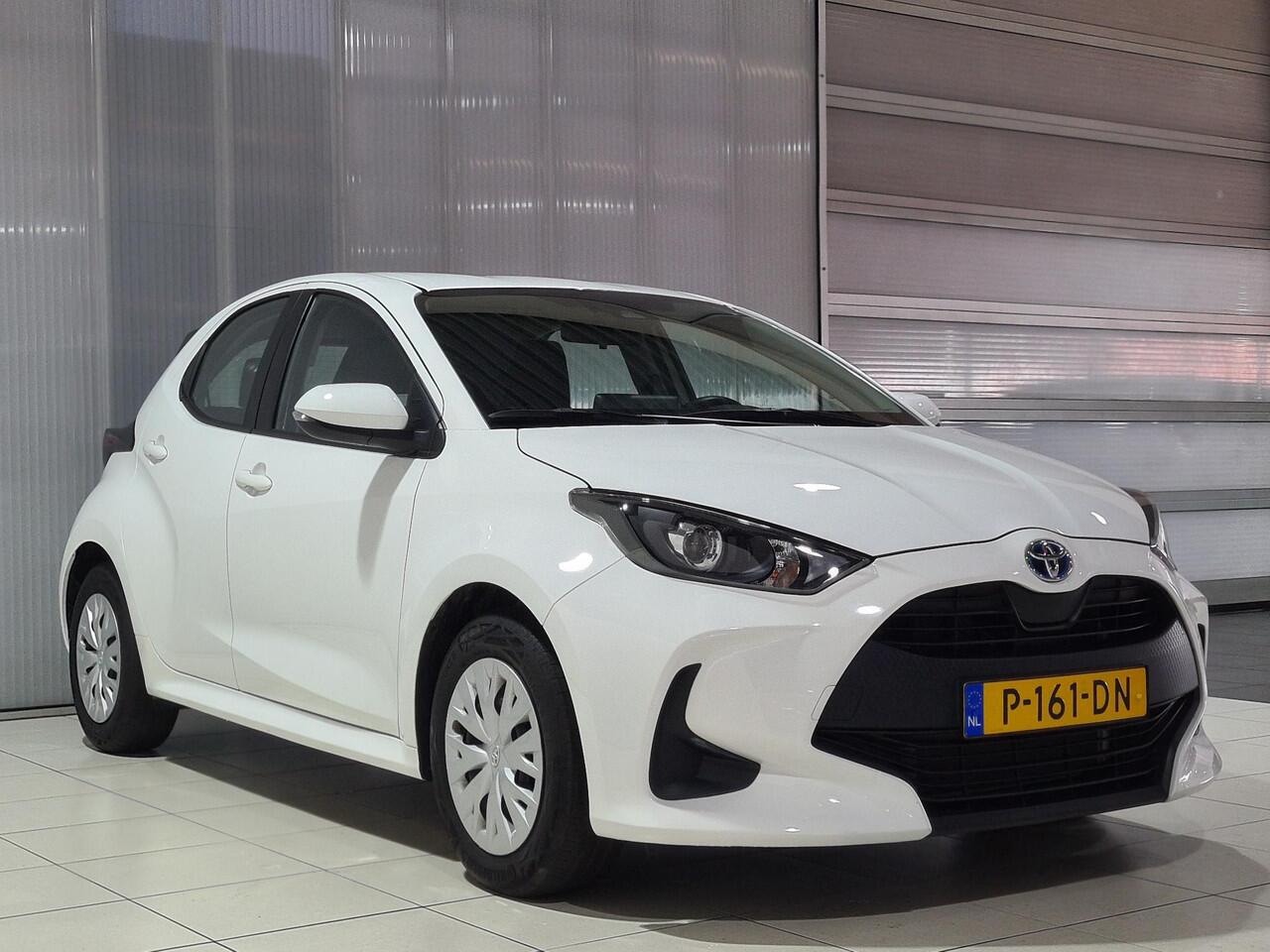 Toyota YARIS 1.5 Hybrid Active | Apple CarPlay/Android Auto | Adaptive cruise control | Climate control | Achteruitrij camera |