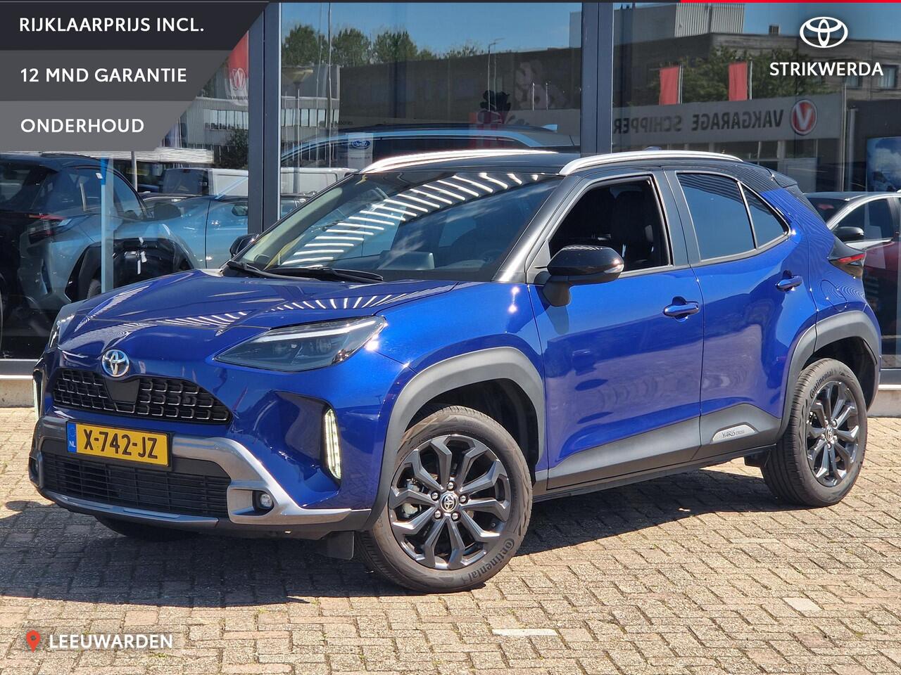 Toyota YARIS Cross 1.5 Hybrid Adventure Bi-tone limited | Panoramadak | HUD | stuur- & stoelverwarming | Elektrische achterklep