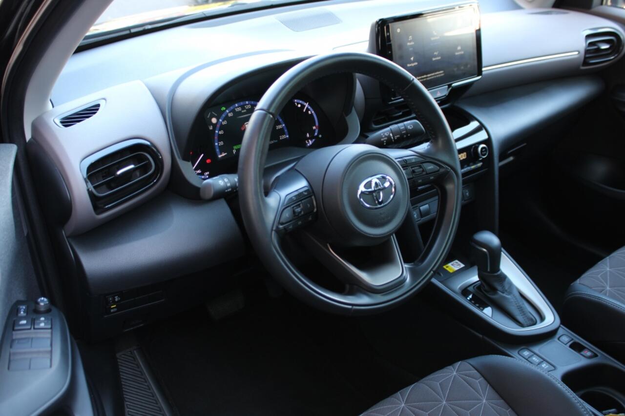 Toyota YARIS 1.5 Hybrid Executive Automaat