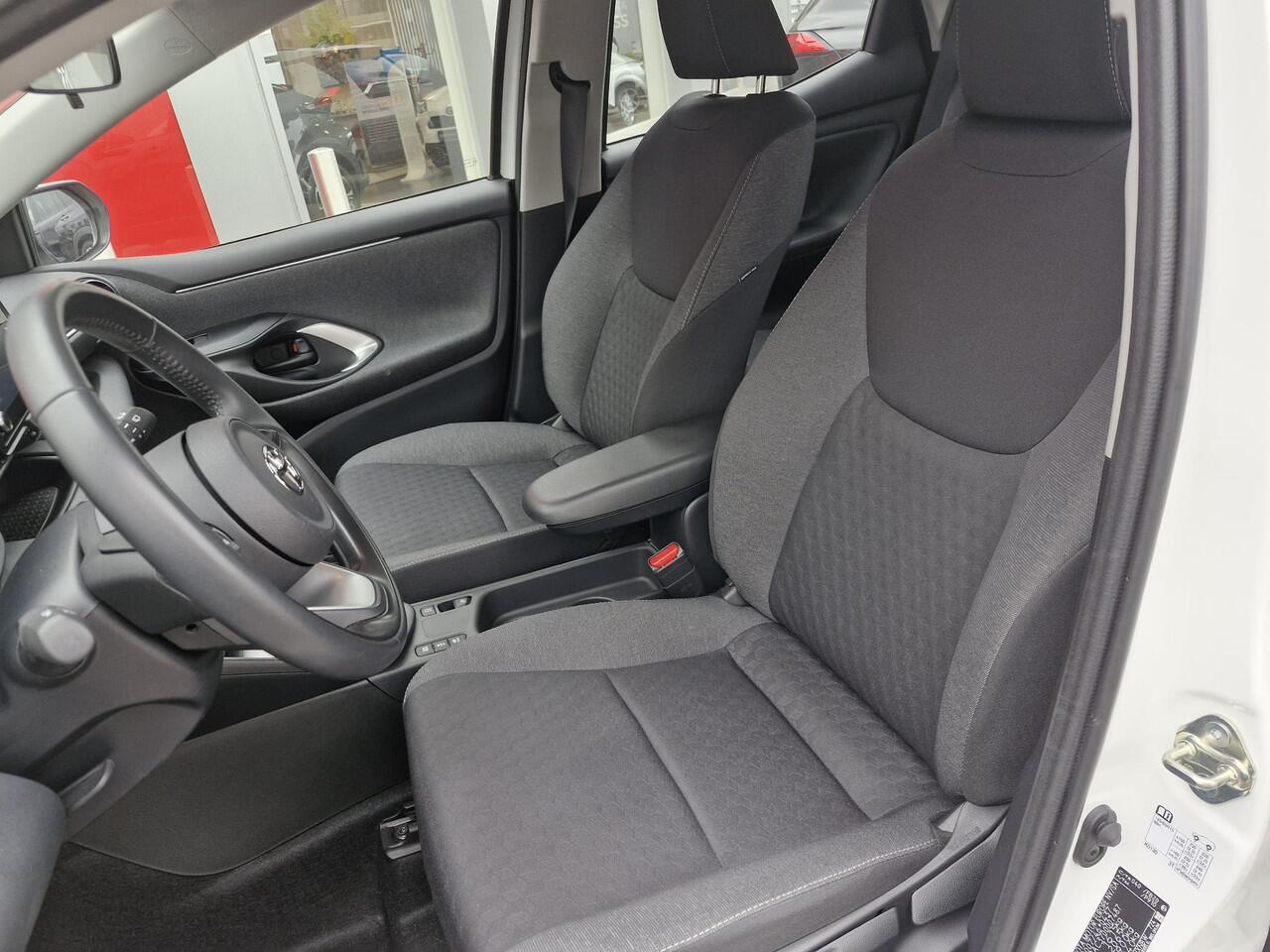 Toyota YARIS 1.5 Hybrid Active