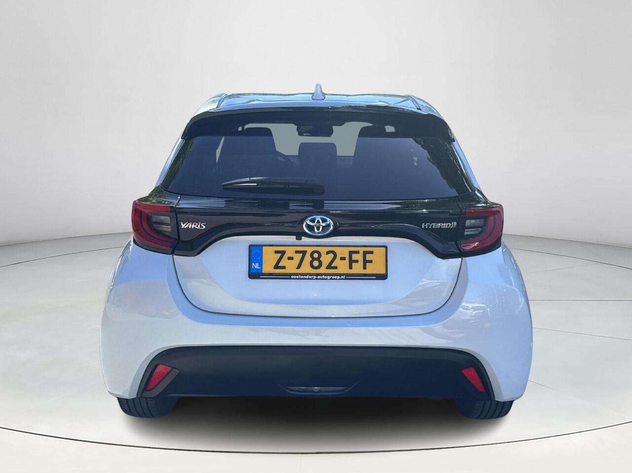 Toyota YARIS 1.5 Hybrid Dynamic | 06-10141018 Voor meer informatie