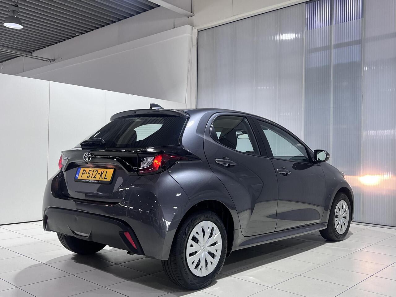 Toyota YARIS 1.5 VVT-i Active | Dealer onderhouden | Camera |