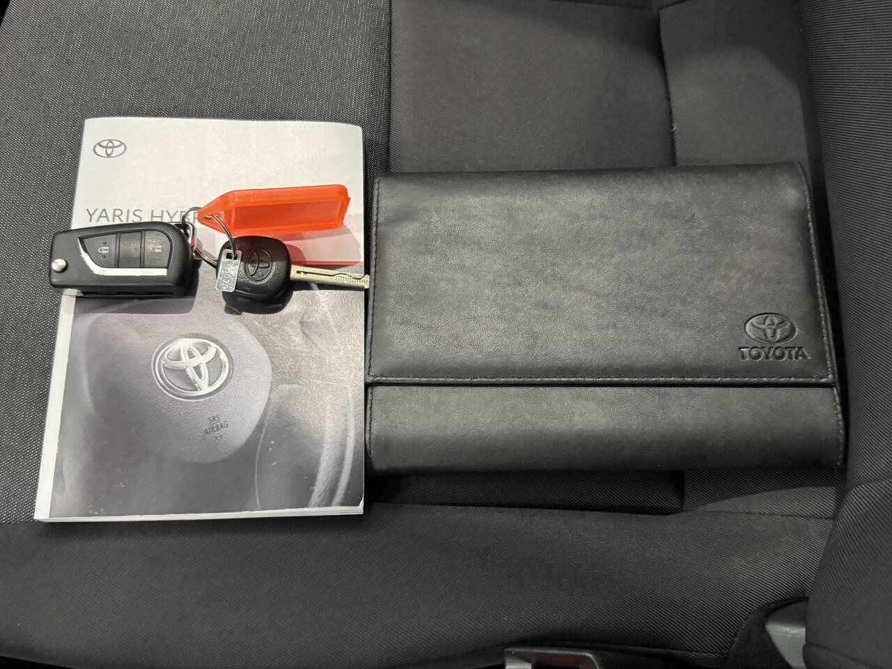 Toyota YARIS 1.5 Hybrid Active | Navigatie | Climate Control | Cruise Control | Achteruitrijcamera | Apple Carplay/Android Auto