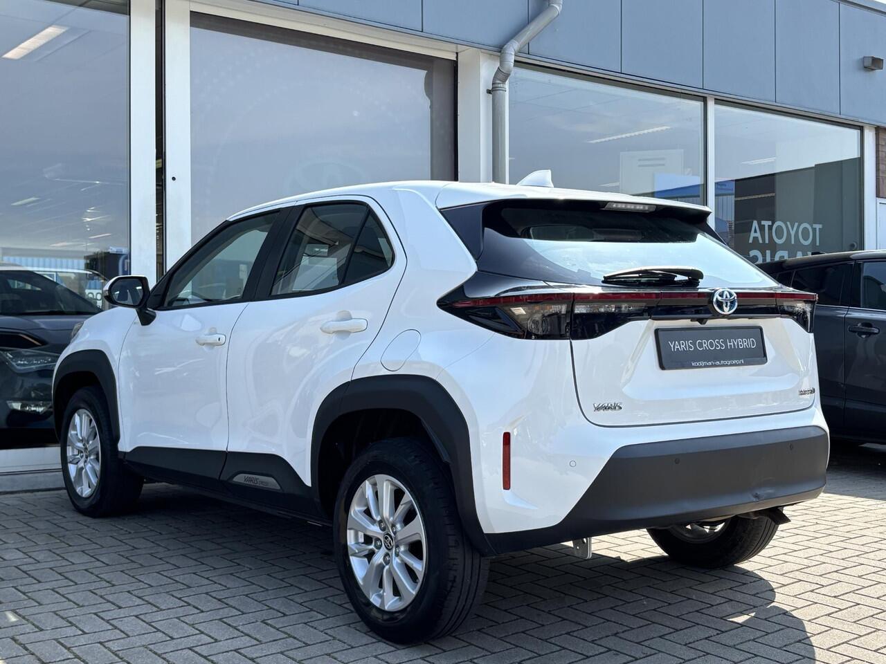 Toyota YARIS Cross 1.5 Hybrid 115 Active Plus | Parkeersensoren v+a | Keyless entry en start | Navi | Apple Carplay & Android Auto | Toyota garantie tot 2032!