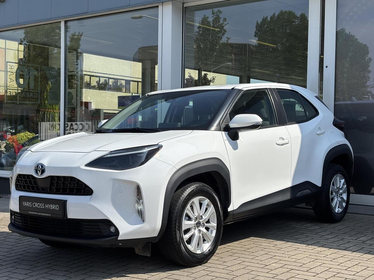 Toyota YARIS Cross 1.5 Hybrid 115 Active Plus | Parkeersensoren v+a | Keyless entry en start | Navi | Apple Carplay & Android Auto | Toyota garantie tot 2032!