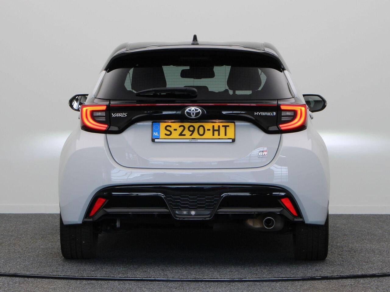 Toyota YARIS 1.5 Hybrid GR Sport | Full Led | Keyless Entry | Stoelverwarming | Dealeronderhouden |