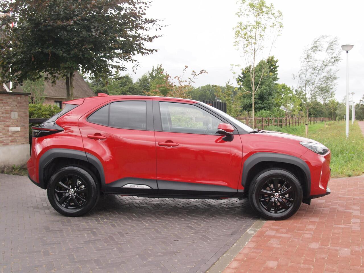 Toyota YARIS Cross 1.5 Hybrid Business | Camera | Cruise Control | Apple Carplay | NL-Auto |