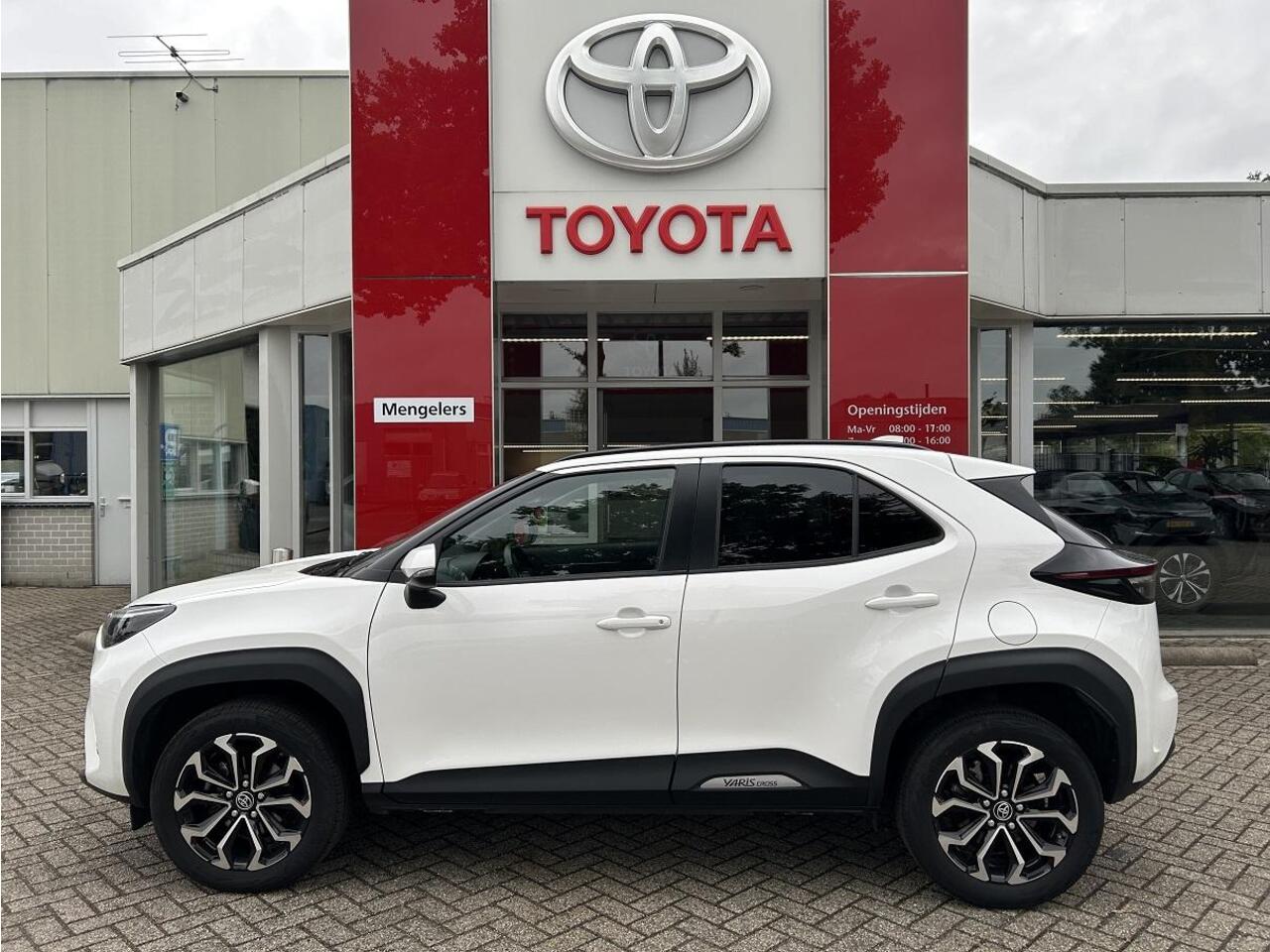 Toyota YARIS Cross 1.5 Hybrid Dynamic Edition l Rijklaar l Apple Carplay l Android Auto