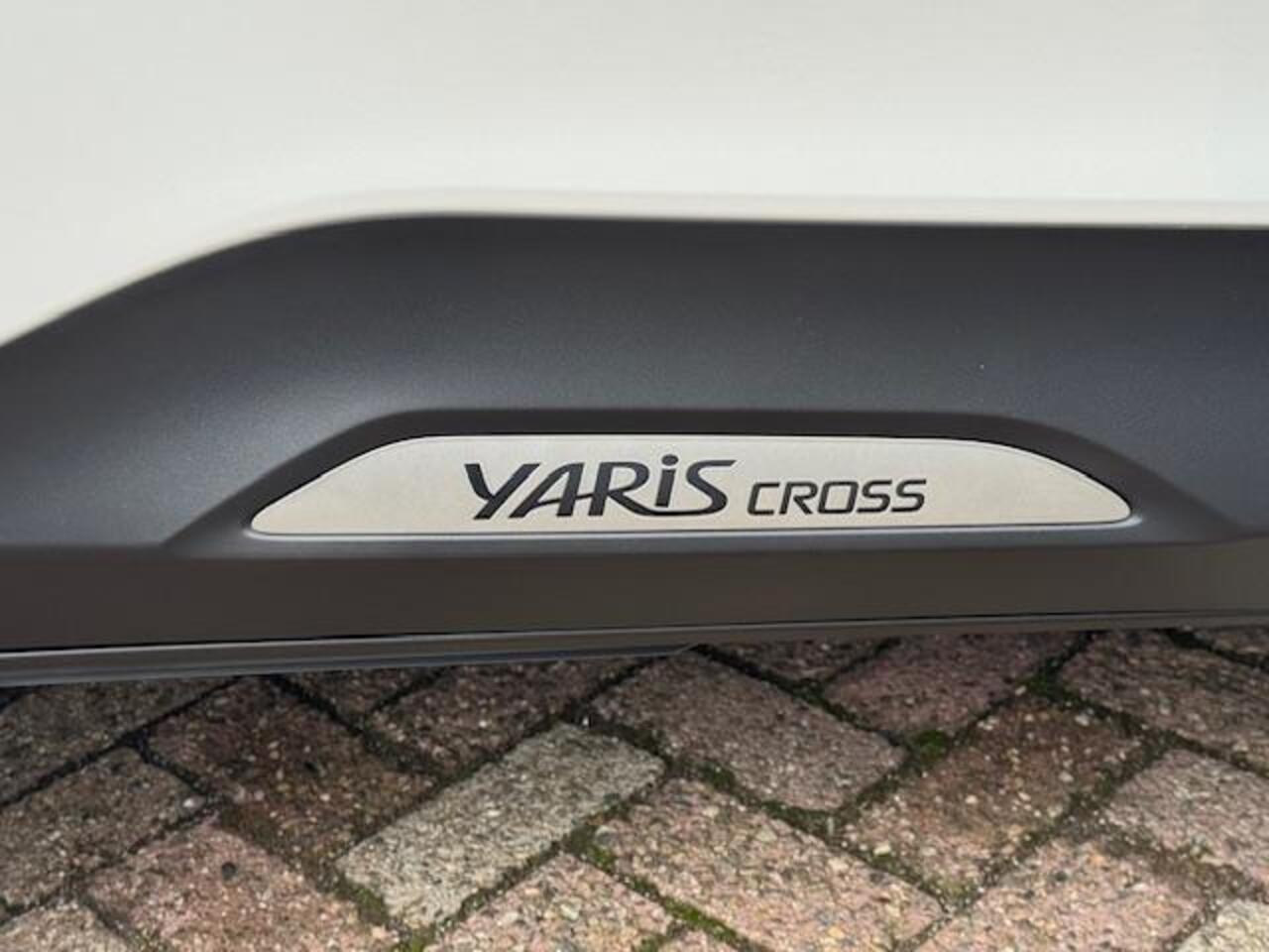 Toyota YARIS Cross 1.5 Hybrid Active I INCL. ¤ 850,00 AFL.KOSTEN + BOVAG GARANTIE