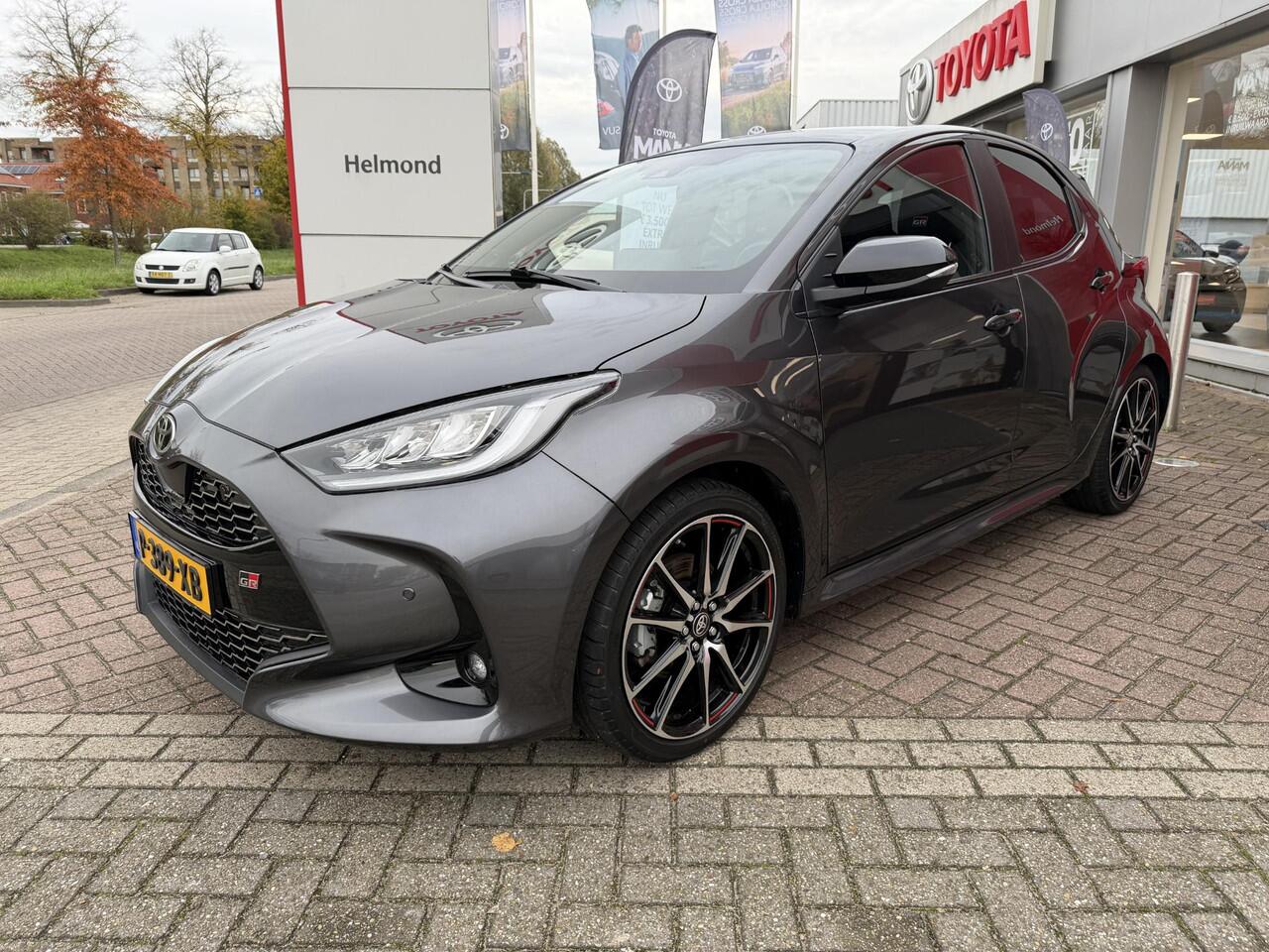 Toyota YARIS 1.5 Hybrid GR Sport Premium Pakket | Pano | JBL | Headup
