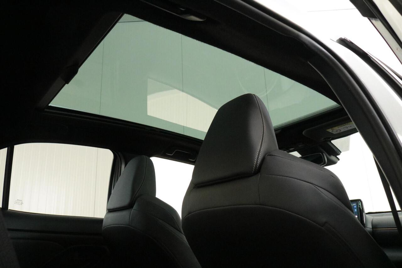 Toyota YARIS Cross 1.5 Hybrid Adventure AWD , Panodak, Blind Spot