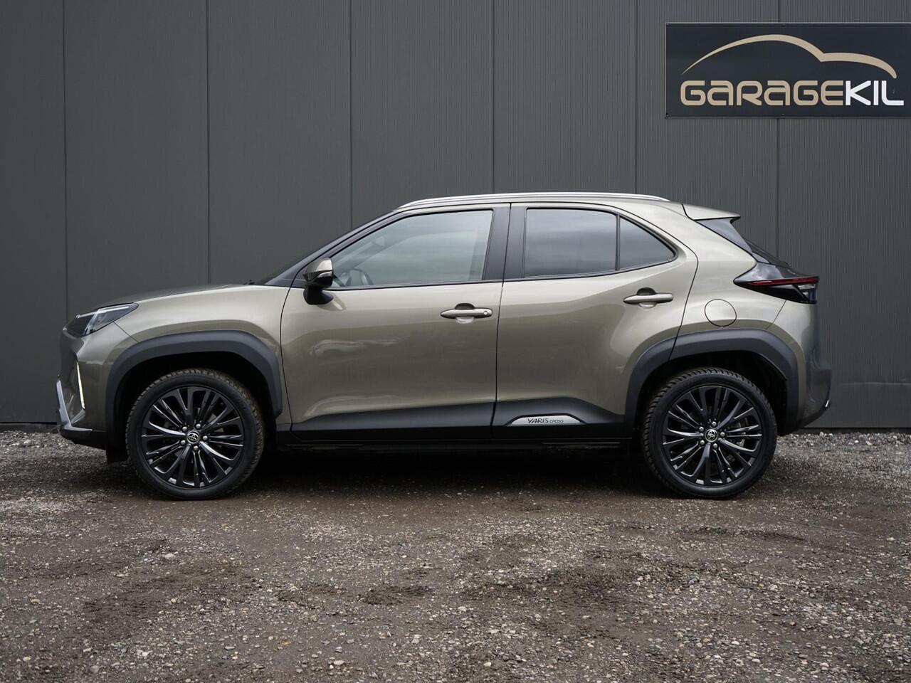 Toyota YARIS Cross 1.5 Hybrid Adventure 1ste eigenaar / AWD / Dealer onderh. / Privacy glass / Keyless / Camera / Half leer / Trekhaak