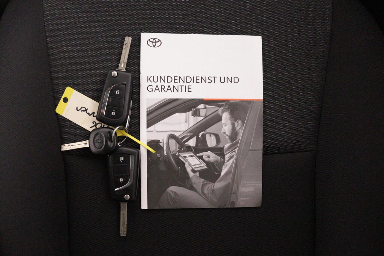 Toyota YARIS Cross 1.5 Hybrid Active Limited | Apple Carplay/Android Auto | Parkeercamera | Adaptieve Cruise control |