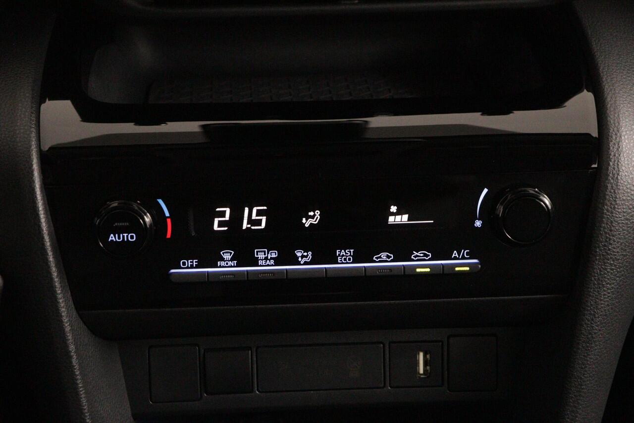 Toyota YARIS Cross 1.5 Hybrid Active Limited | Apple Carplay/Android Auto | Parkeercamera | Adaptieve Cruise control |