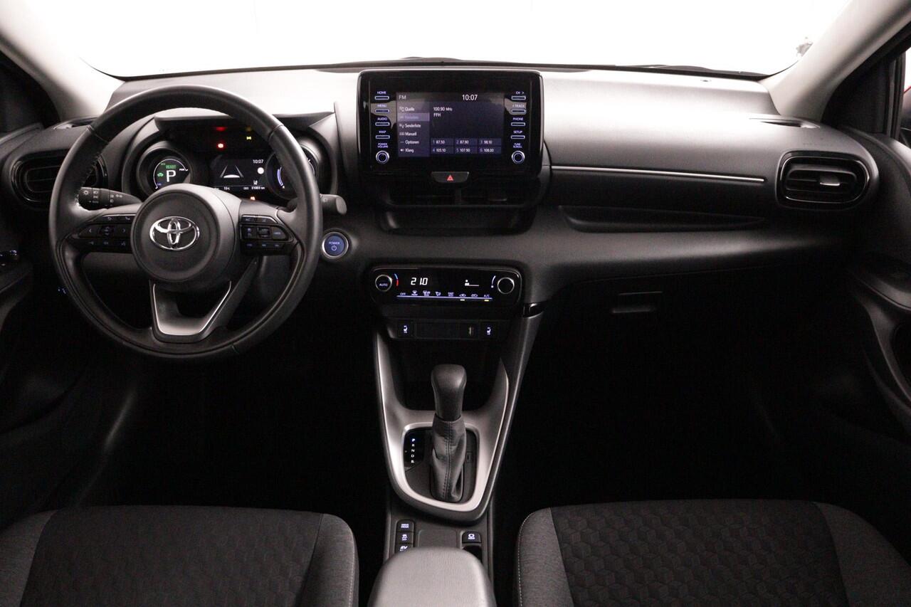 Toyota YARIS 1.5 Hybrid Executive Limited | Apple Carplay/Android auto | Stoelverwarming | Adaptieve Cruise Control | Parkeersensoren |