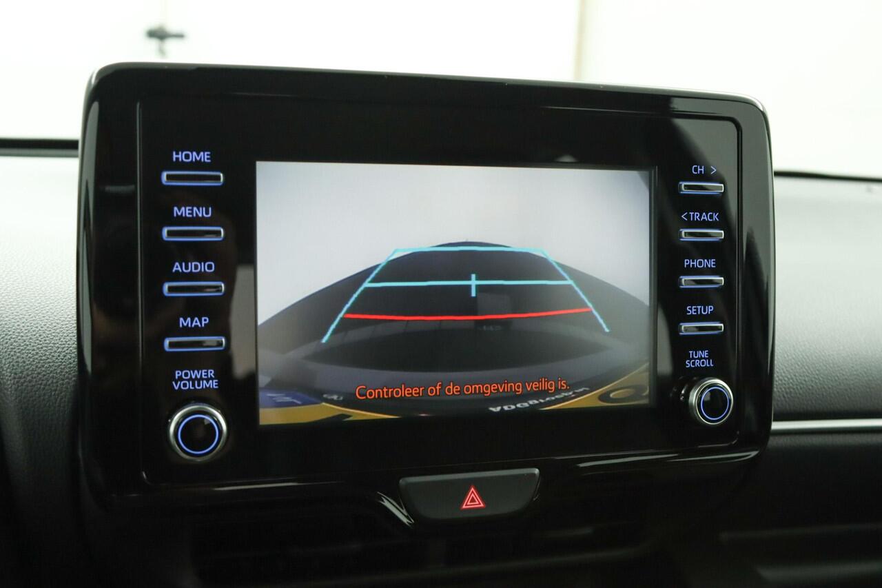 Toyota YARIS 1.5 Hybrid Dynamic Climate control | Adaptieve cruise control | Parkeercamera