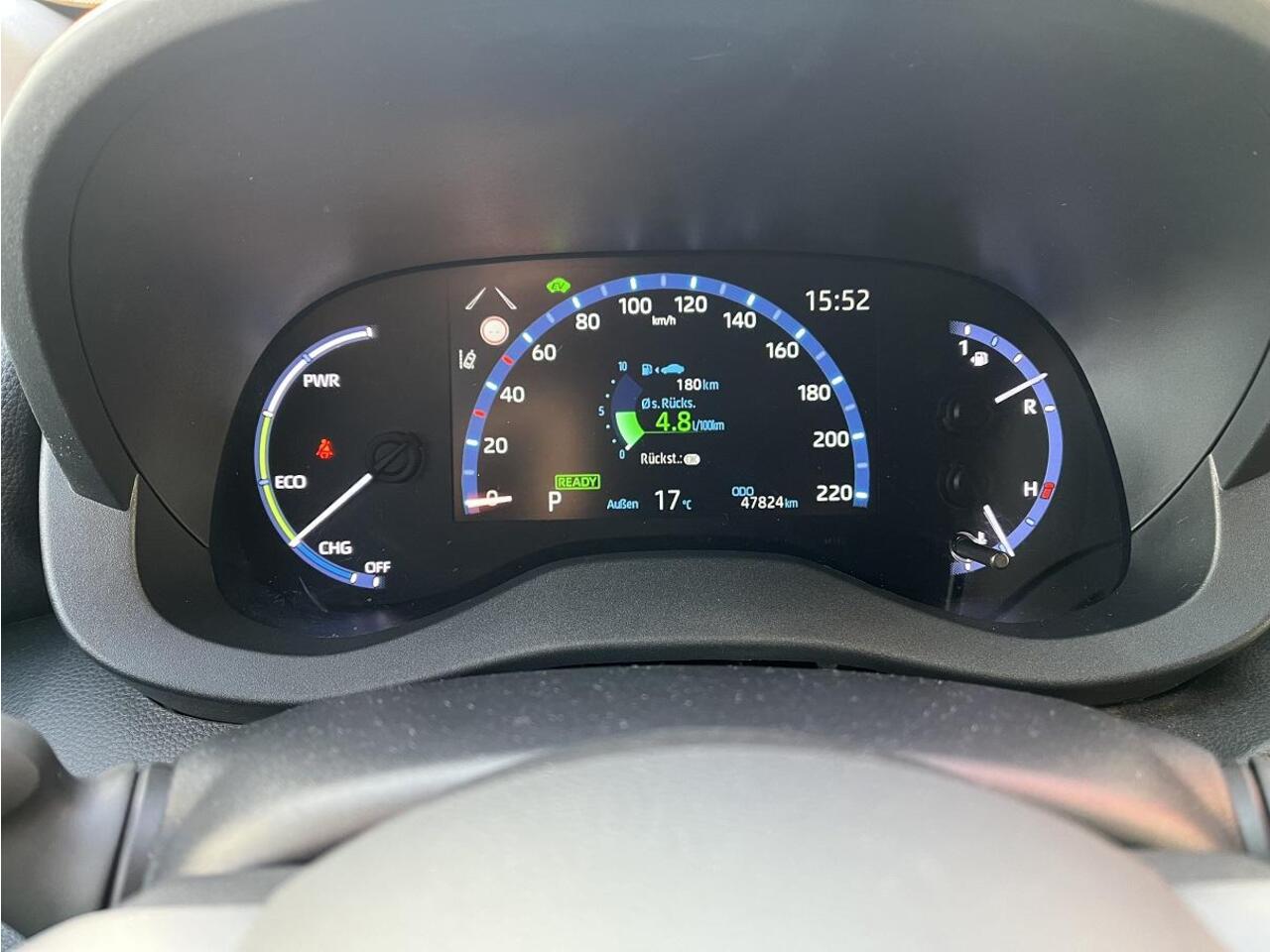 Toyota YARIS Cross 1.5 Hybrid Dynamic | Rijklaar | Stoel en stuurverwarming,| Draadloos telefoon laden