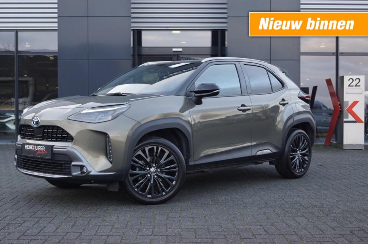 Toyota YARIS 1.5 Hybrid Adventure / Panodak / Trekhaak afnb./ Camera /Elektr. A-Klep/ Head-up