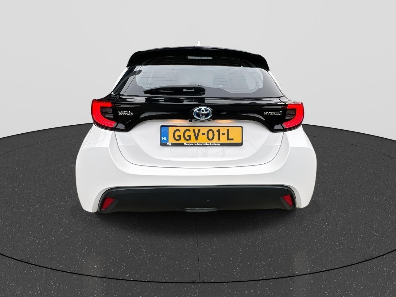 Toyota YARIS 1.5 Hybrid Dynamic Edition | Rijklaar