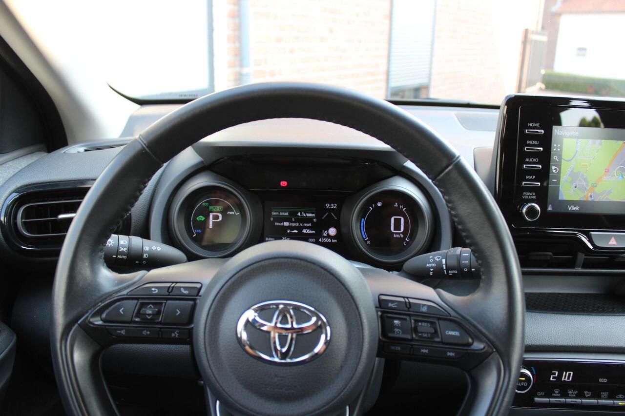 Toyota YARIS 1.5 Hybrid Dynamic Camera, Carplay, Privacy Glass, Stoel/Stuurverwarming