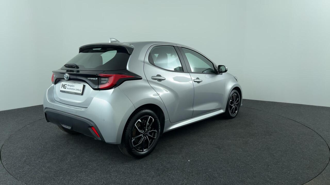 Toyota YARIS 1.5 Hybrid Edition | Bearlock | Parkeersensoren