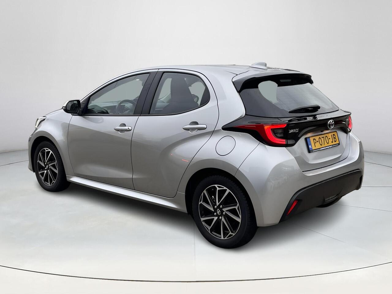 Toyota YARIS 1.5 Hybrid Dynamic **APPLE CARPLAY/ NAVIGATIE/ 36 MAANDEN GARANTIE**