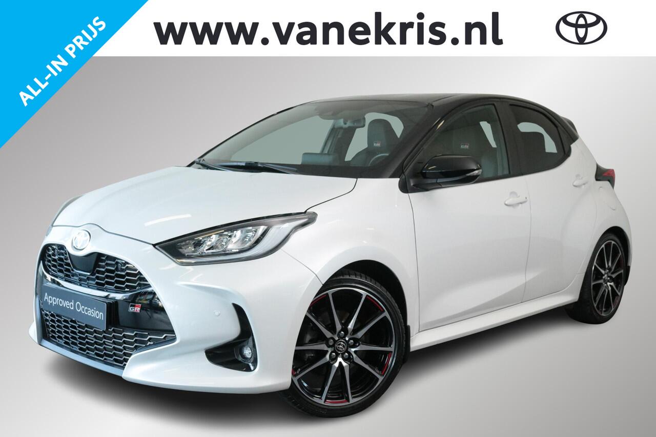 Toyota YARIS 1.5 Hybrid GR Sport, Parkeersensoren, Stuur & Stoelverwarming!
