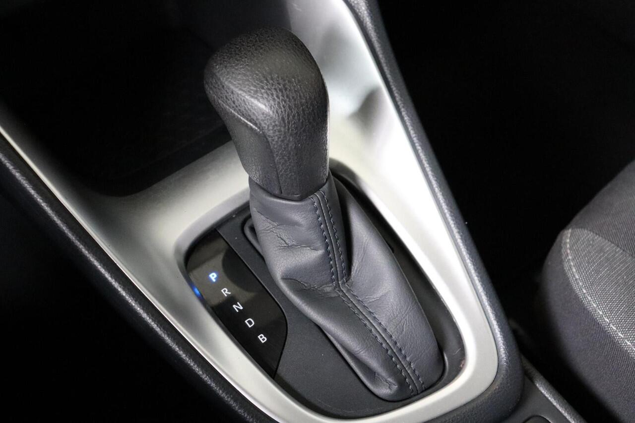 Toyota YARIS 1.5 Hybrid Active, Startknop, Navi