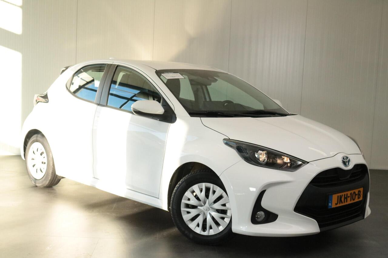 Toyota YARIS 1.5 Hybrid Active, Startknop, Navi