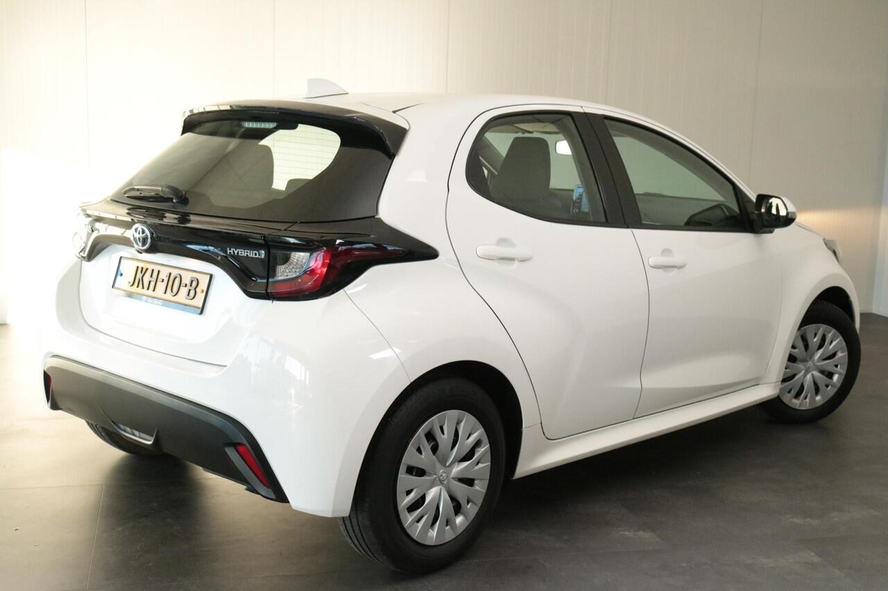 Toyota YARIS 1.5 Hybrid Active, Startknop, Navi