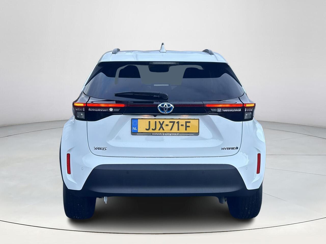 Toyota YARIS Cross 1.5 Hybrid Executive **STOEL EN STUURWIELVERWARMING/ DODEHOEK DETECTIE/ NAVIGATIE/ 36 MAANDEN GARANTIE**