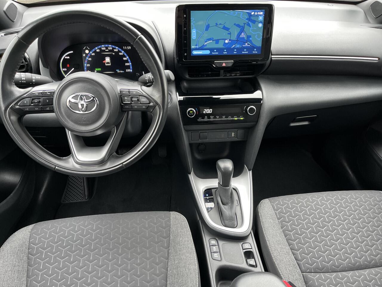 Toyota YARIS Cross 1.5 Hybrid First Edition | Navigatie | Parkeercamera | LED koplampen | Keyless entry |