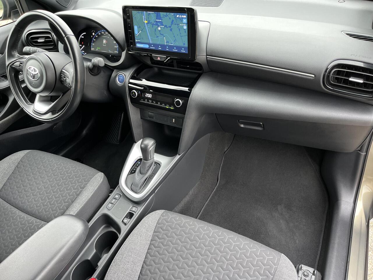 Toyota YARIS Cross 1.5 Hybrid First Edition | Navigatie | Parkeercamera | LED koplampen | Keyless entry |