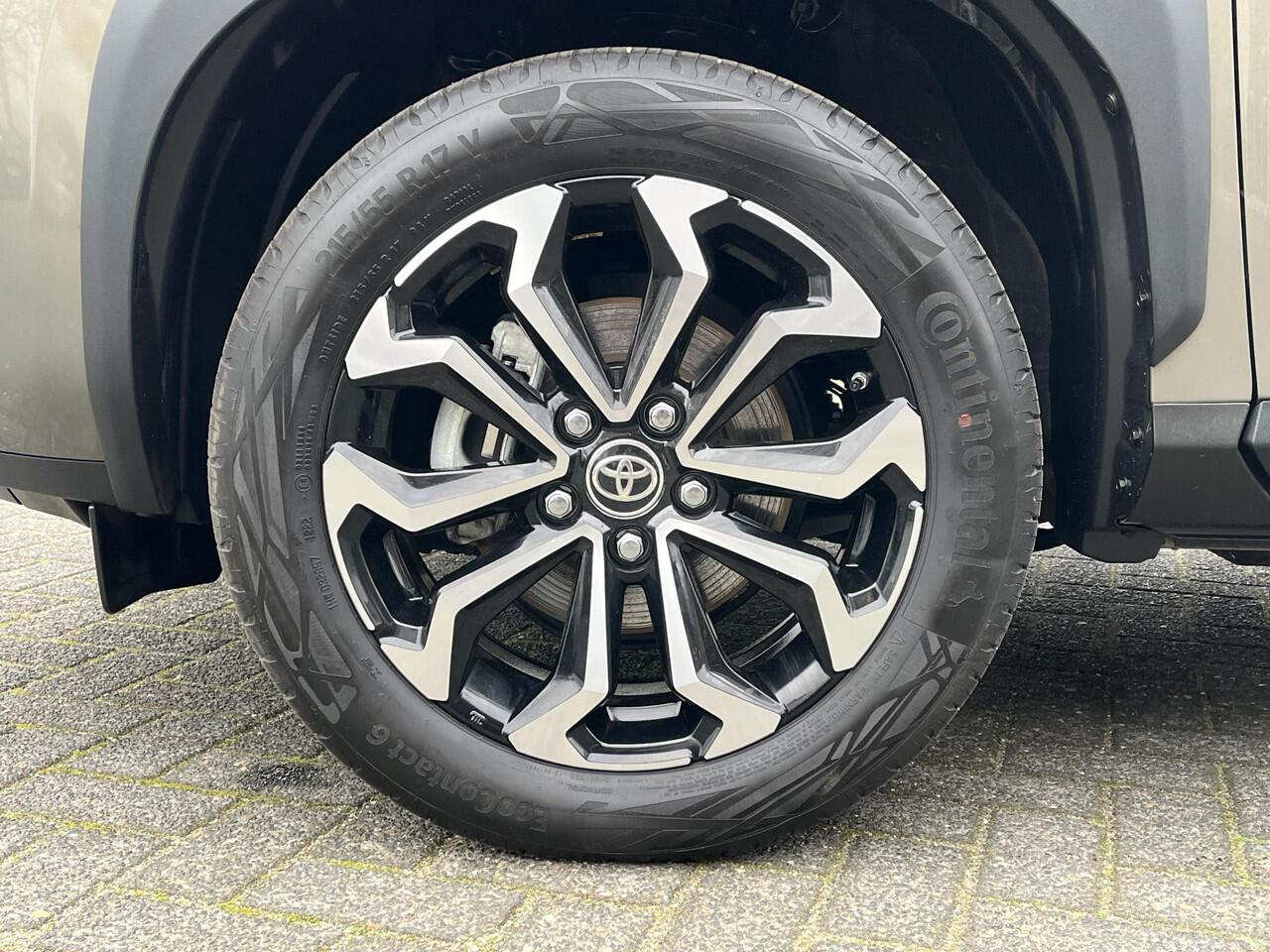 Toyota YARIS Cross 1.5 Hybrid First Edition | Navigatie | Parkeercamera | LED koplampen | Keyless entry |