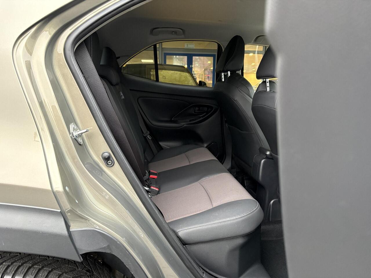 Toyota YARIS Cross 1.5 Hybrid Executive | Navigatie | Stoelverwarming | Adaptive cruise control