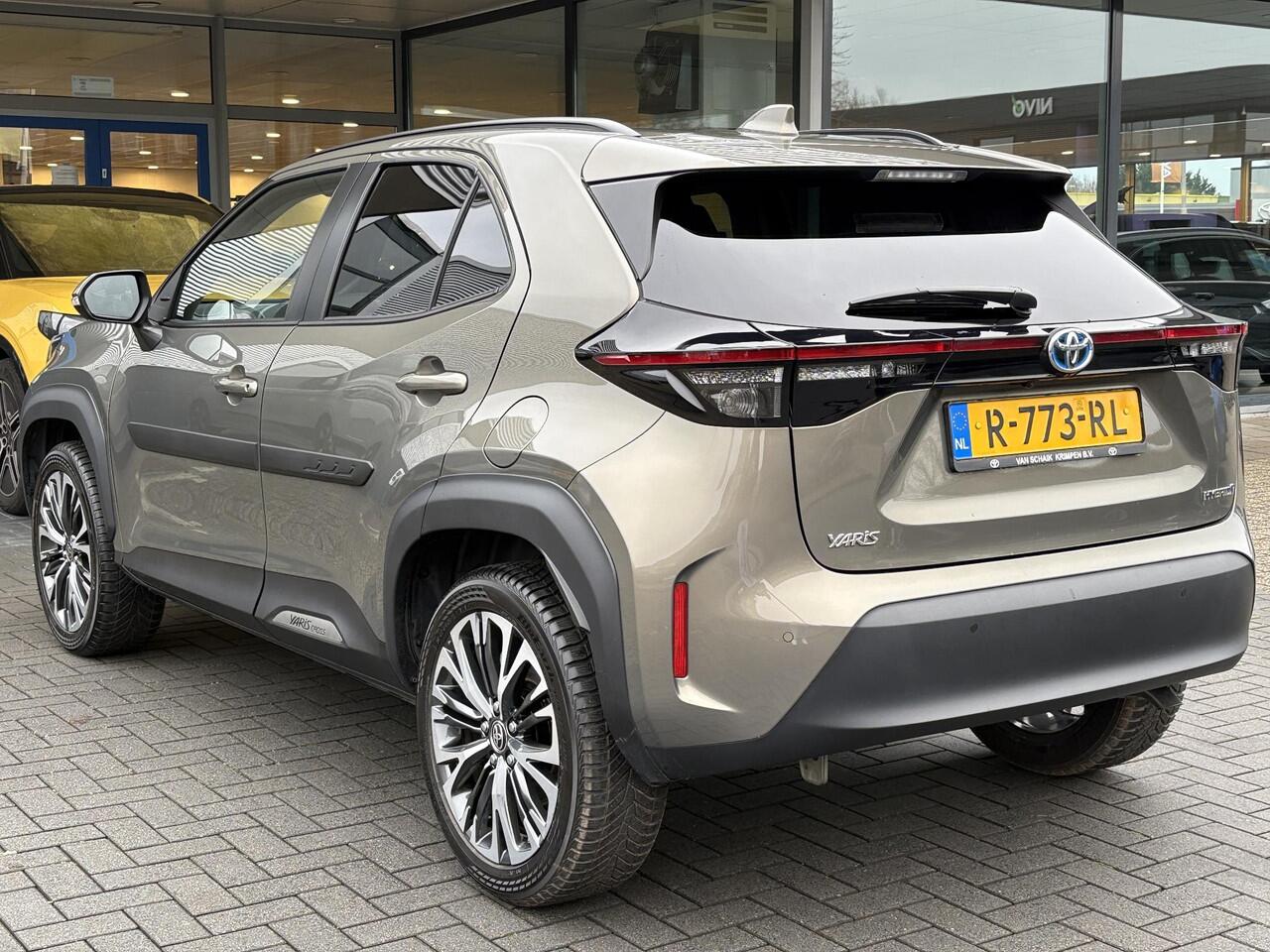 Toyota YARIS Cross 1.5 Hybrid Executive | Navigatie | Stoelverwarming | Adaptive cruise control