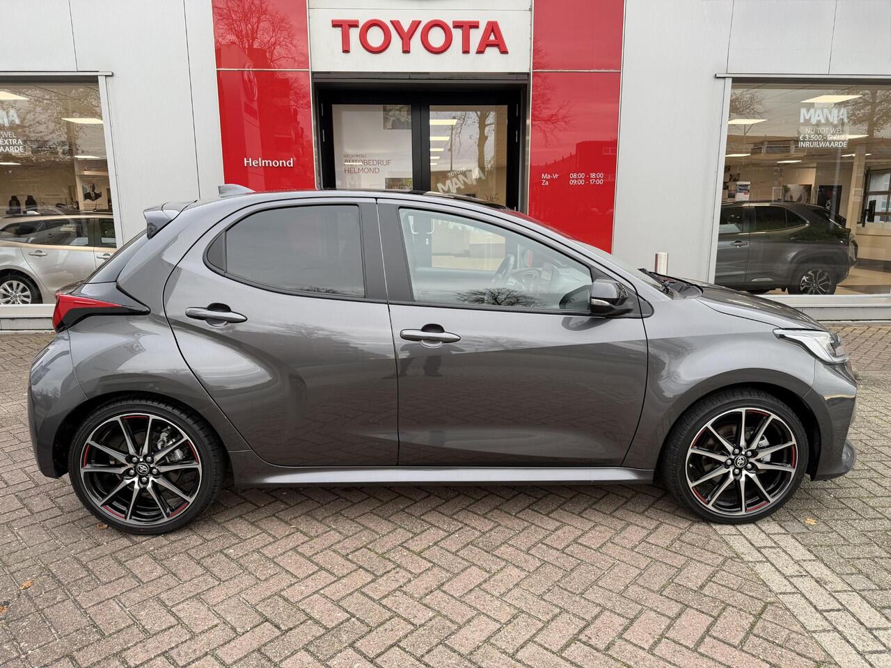 Toyota YARIS 1.5 Hybrid GR Sport Premium Pakket | Pano | JBL | Headup