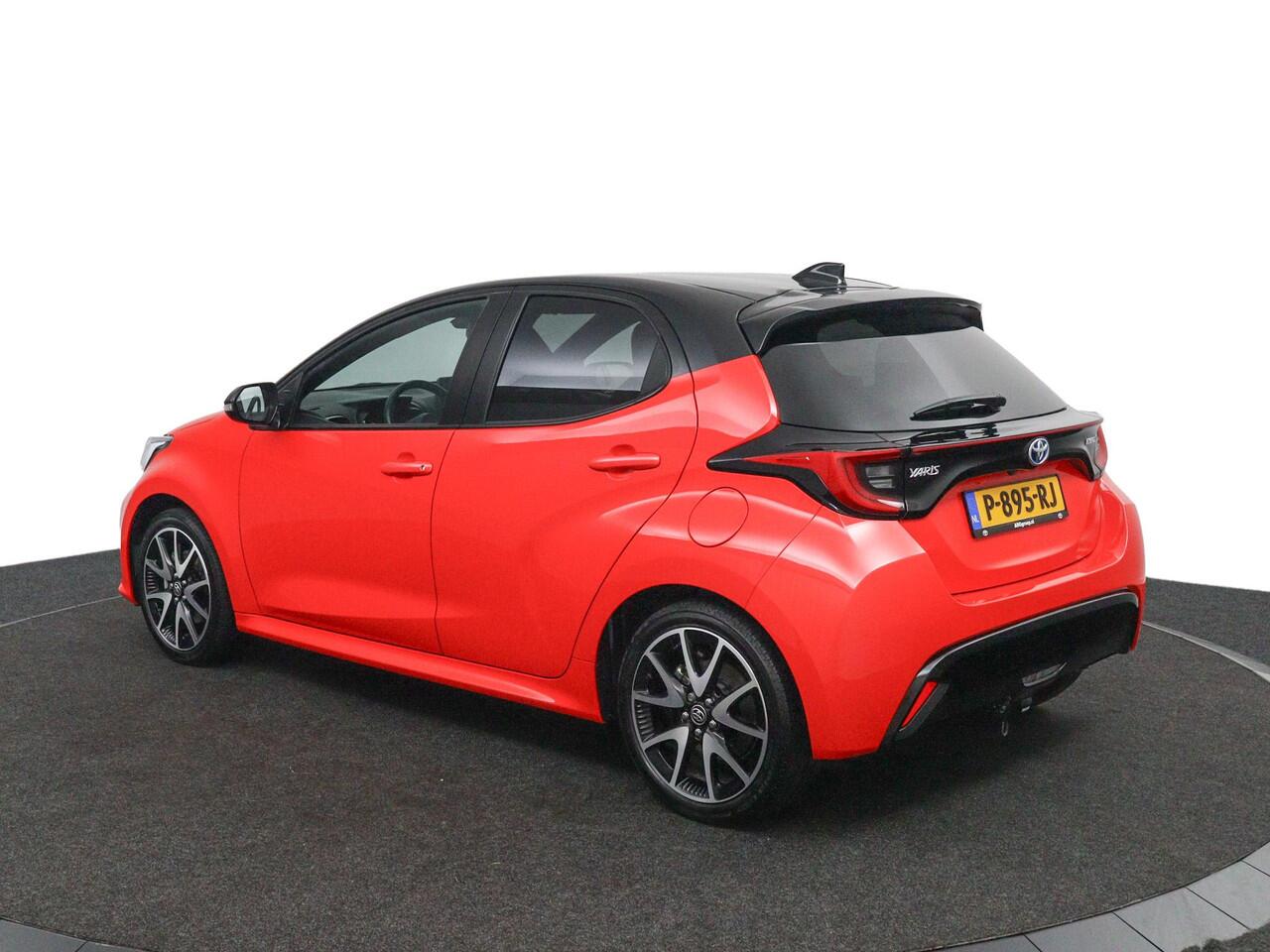 Toyota YARIS 1.5 Hybrid Launch Limited Edition | Trekhaak horizontaal afneembaar 13p DIN-ISO |